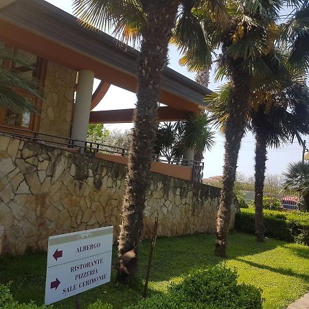 Agriturismo Terre Delle Monache Pontecagnano Faiano Buitenkant foto