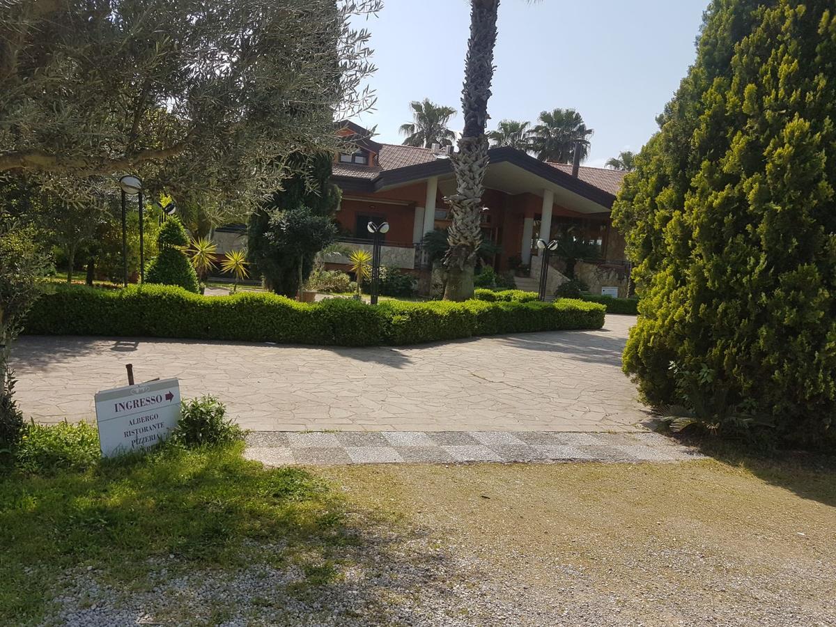 Agriturismo Terre Delle Monache Pontecagnano Faiano Buitenkant foto